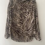 חולצה הדפס זברה H&M - אייץ' אנד אם יד שנייה בנמיז - Nemyz