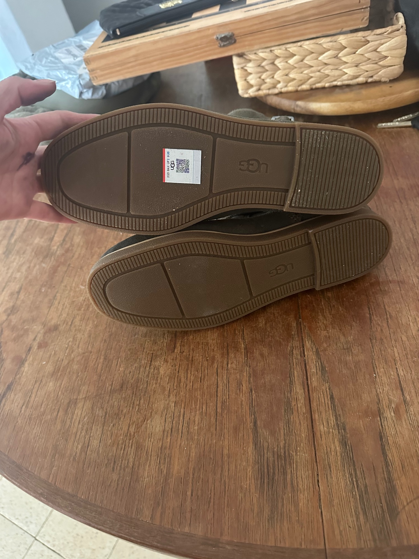 מגפונים ugg UGG - אג יד שנייה בנמיז - Nemyz