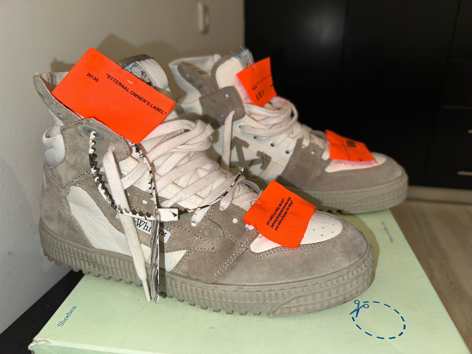 Off white shoes Off-White יד שנייה בנמיז - Nemyz