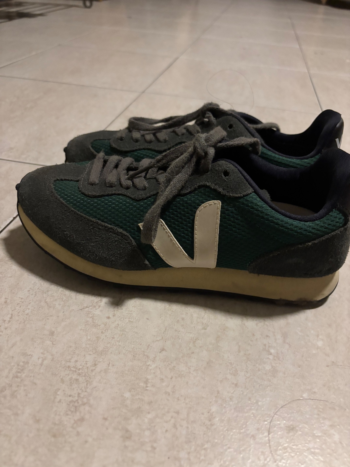 סניקרס veja ירוקות Veja יד שנייה בנמיז - Nemyz