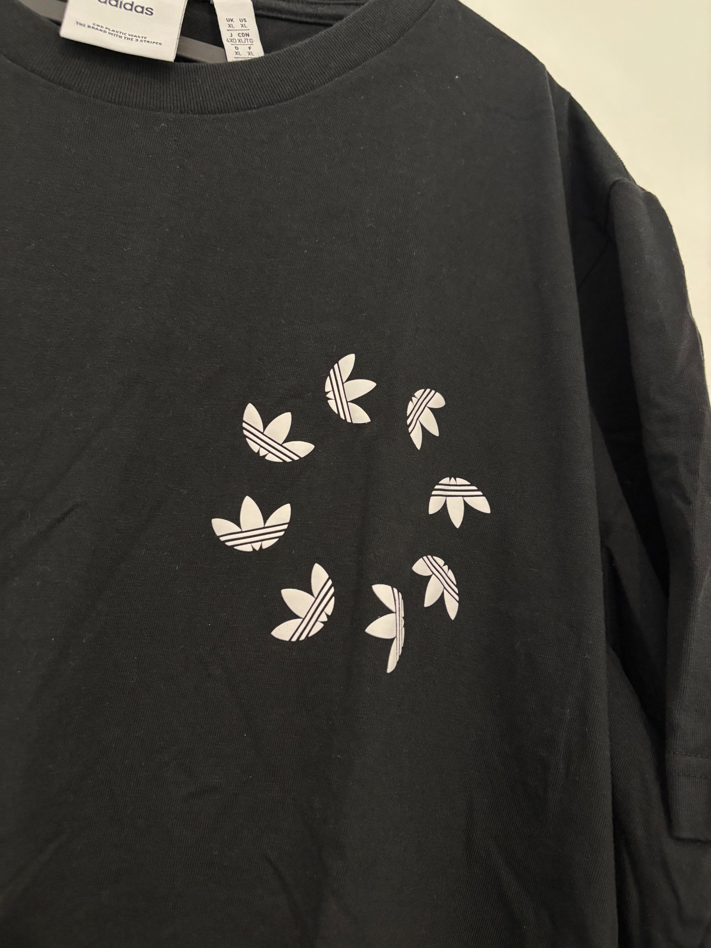 טי שרט של אדידס Adidas – אדידס יד שנייה בנמיז - Nemyz