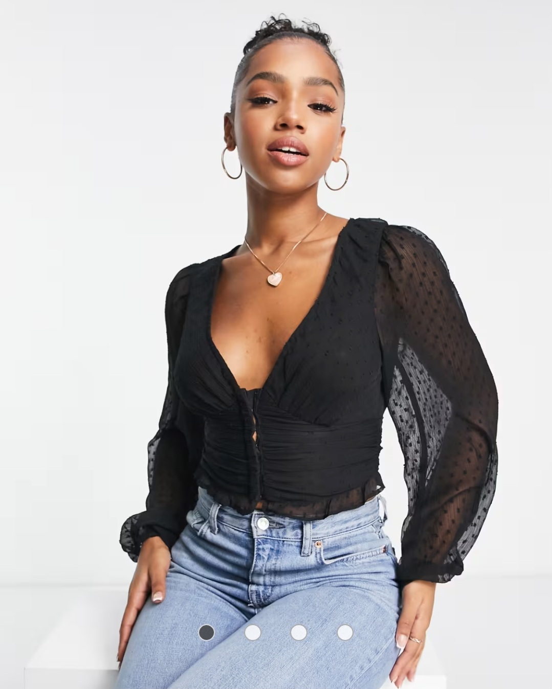 חולצת מחוך שחורה  Stradivarius יד שנייה בנמיז - Nemyz