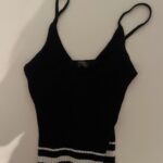 טופ שחור ברשקה Bershka – ברשקה יד שנייה בנמיז - Nemyz