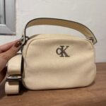 תיק Calvin klein Calvin Klein – קלווין קליין יד שנייה בנמיז - Nemyz