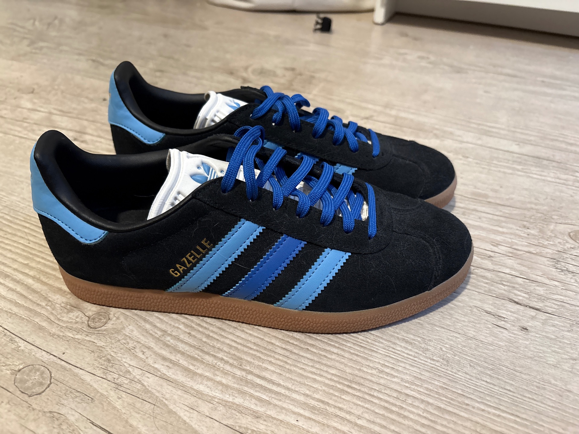 אדידס gazelle Adidas – אדידס יד שנייה בנמיז - Nemyz