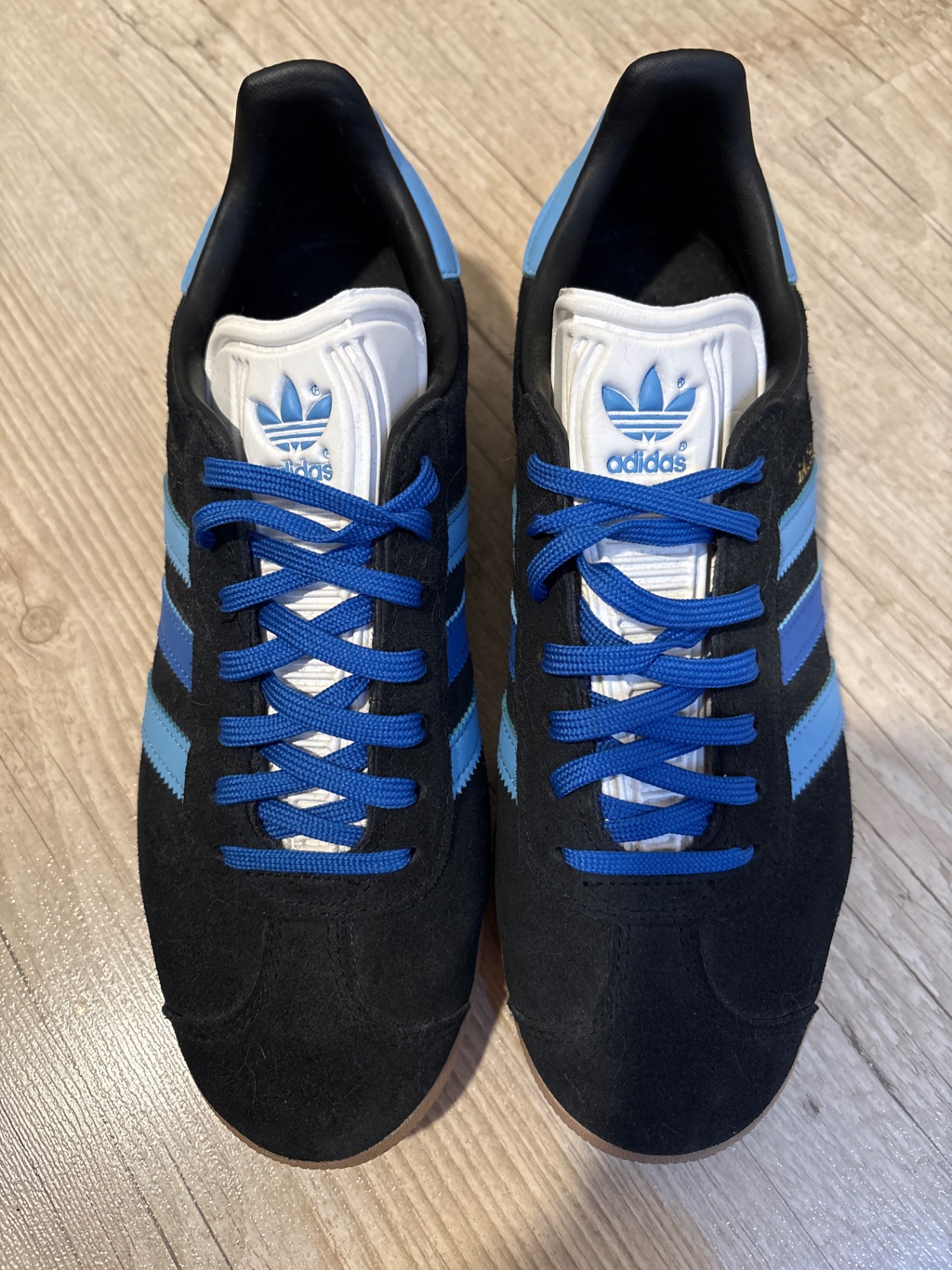 אדידס gazelle Adidas – אדידס יד שנייה בנמיז - Nemyz