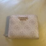 ארנק- Guess Guess - גס יד שנייה בנמיז - Nemyz