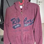 קפוצ׳ון rip curl M Rip Curl - ריפ קורל יד שנייה בנמיז - Nemyz