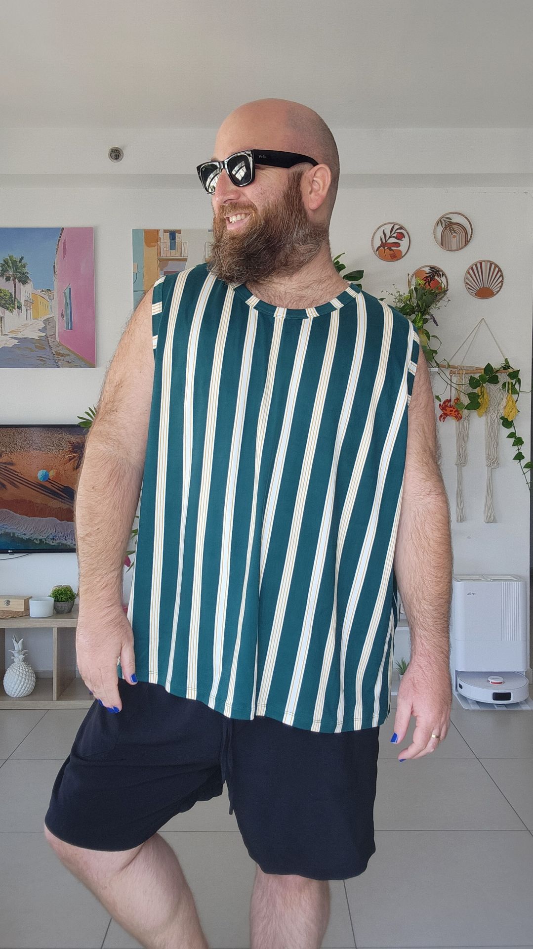 גופיית סליבלס ירוקה אחר יד שנייה בנמיז - Nemyz