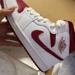Air jordan 1 Mid ג'ורדן – Jordan יד שנייה בנמיז - Nemyz