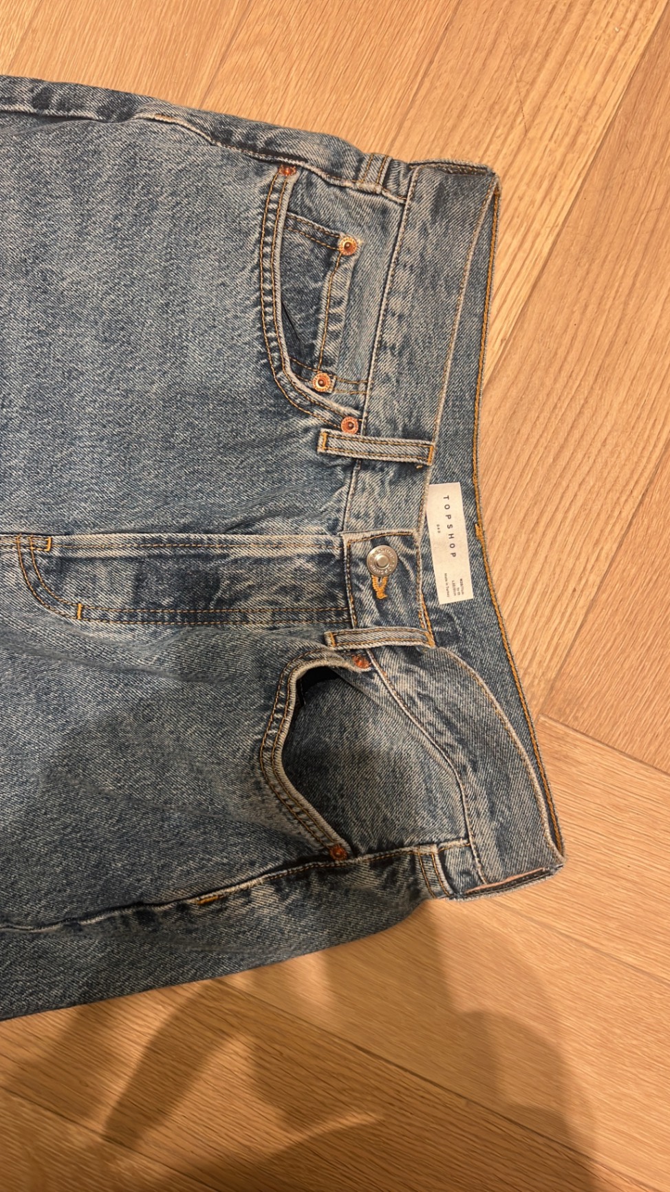 ג׳ינס כחול topshop Topshop-טופ שופ יד שנייה בנמיז - Nemyz