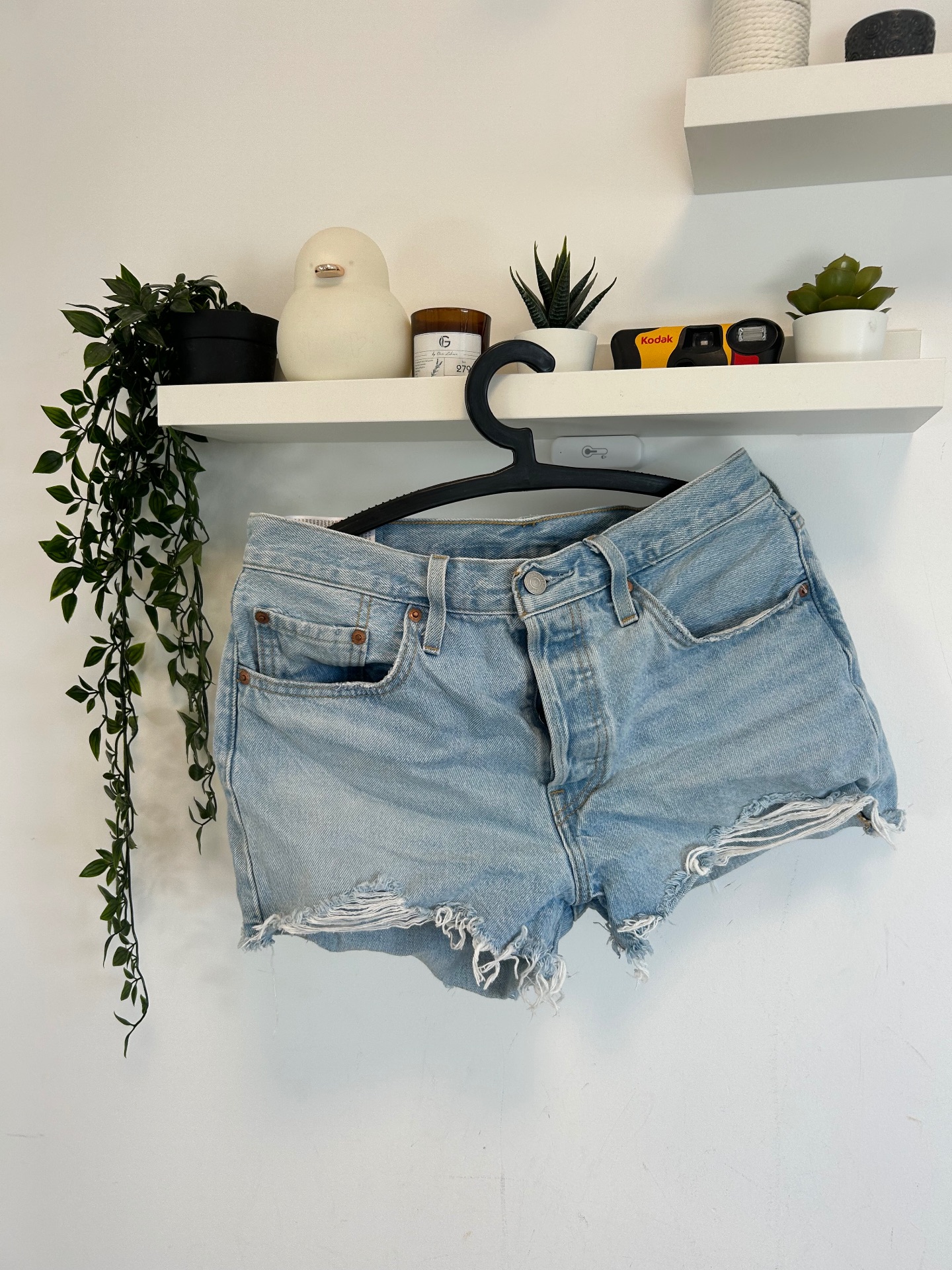 ג׳ינס קצר 501 ליוויס Levi's - ליווייס יד שנייה בנמיז - Nemyz