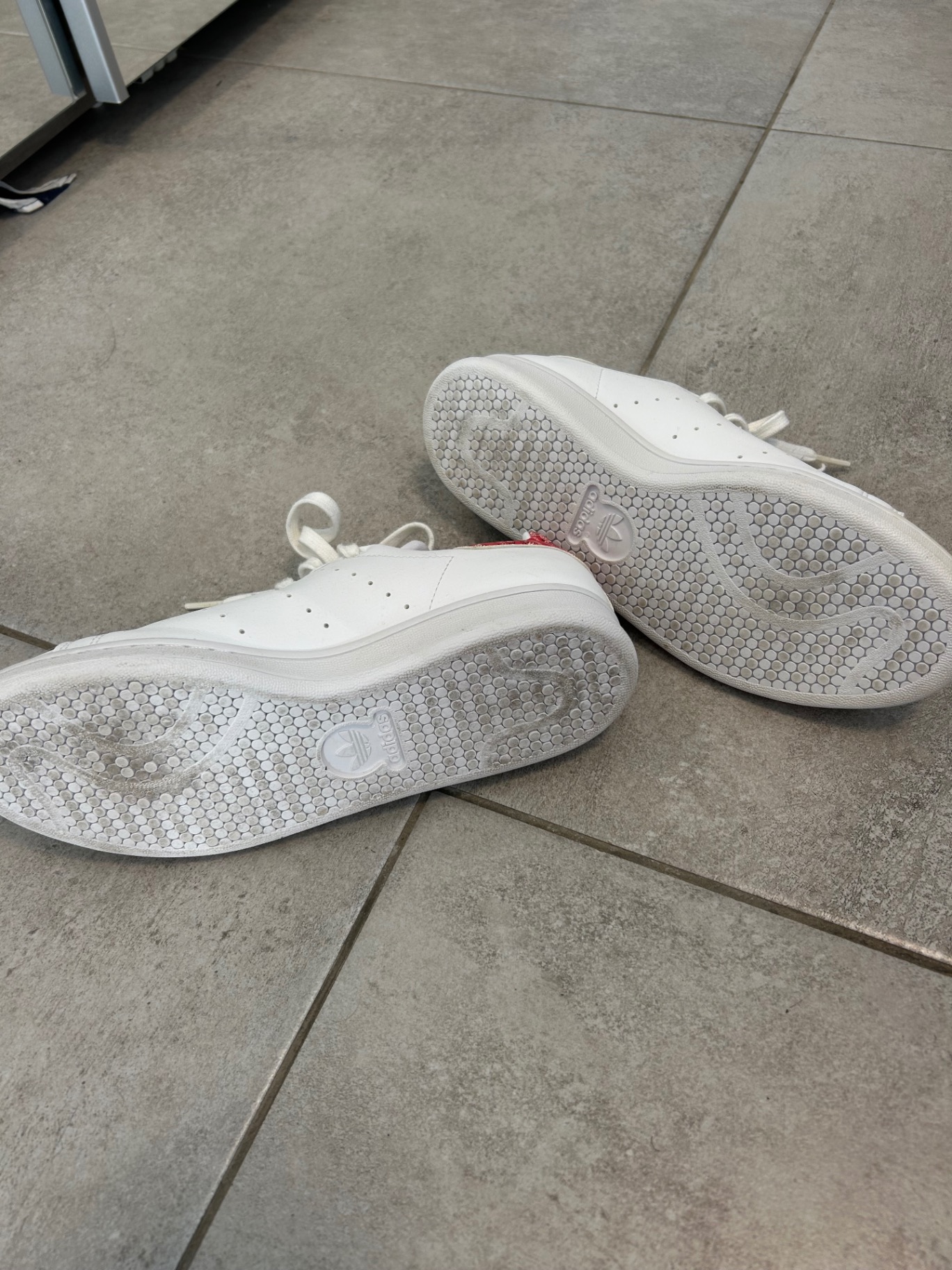 נעלי סטאן סמית Adidas – אדידס יד שנייה בנמיז - Nemyz