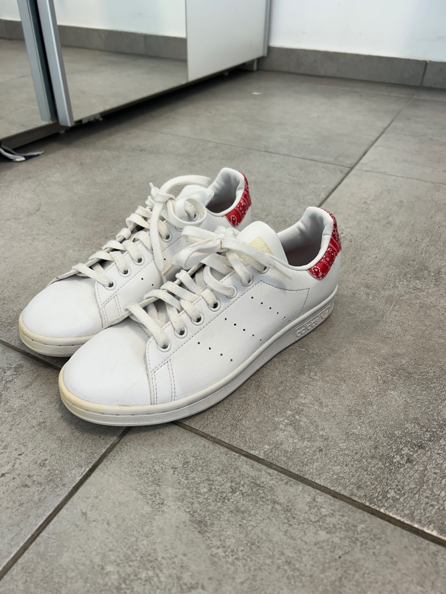 נעלי סטאן סמית Adidas – אדידס יד שנייה בנמיז - Nemyz