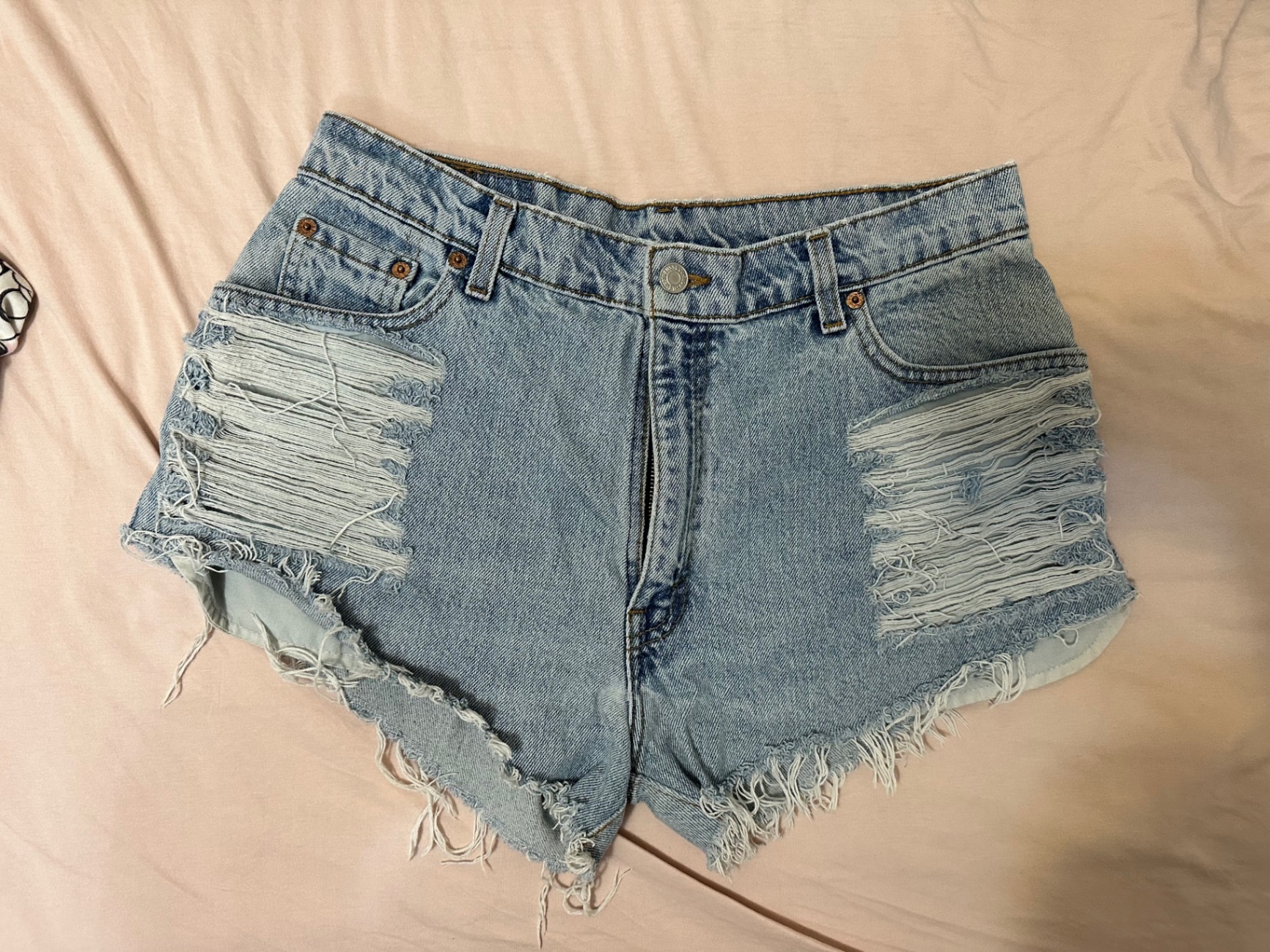 ג׳ינס קצר Levi’s Levi's - ליווייס יד שנייה בנמיז - Nemyz