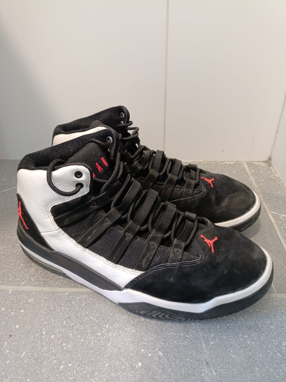נעלי Nike jordan max Nike - נייקי יד שנייה בנמיז - Nemyz