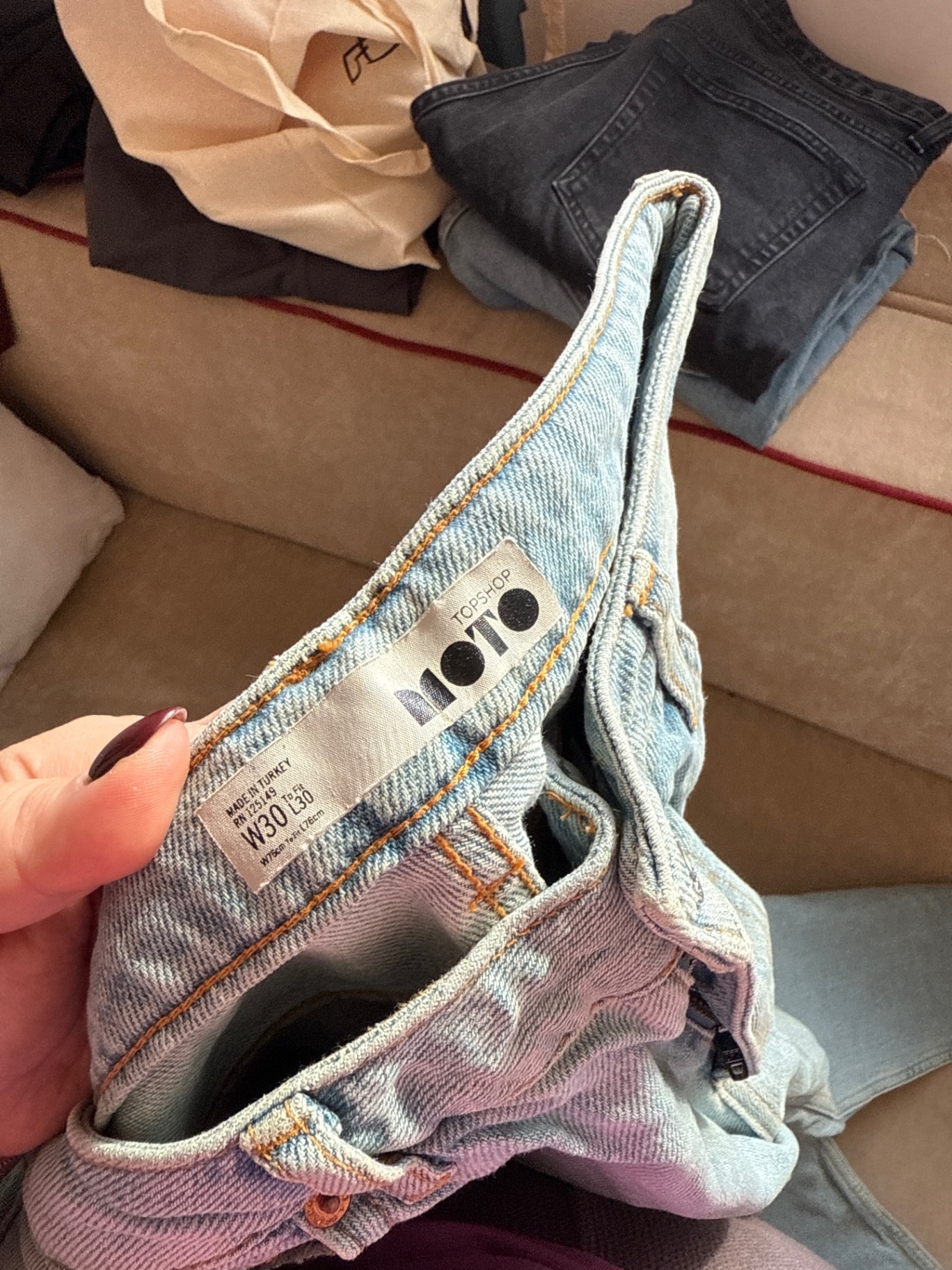 ג׳ינס סטרייט Topshop Topshop-טופ שופ יד שנייה בנמיז - Nemyz