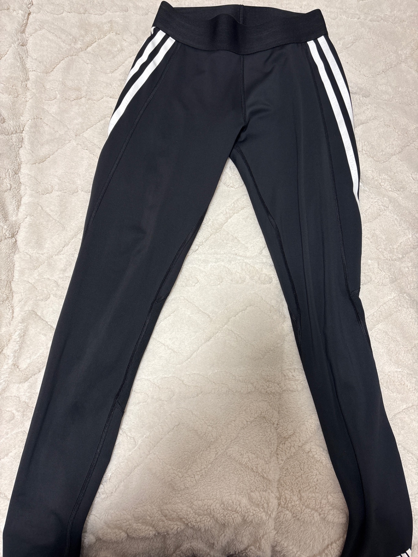 מכנסי טייצ אדידס Adidas – אדידס יד שנייה בנמיז - Nemyz
