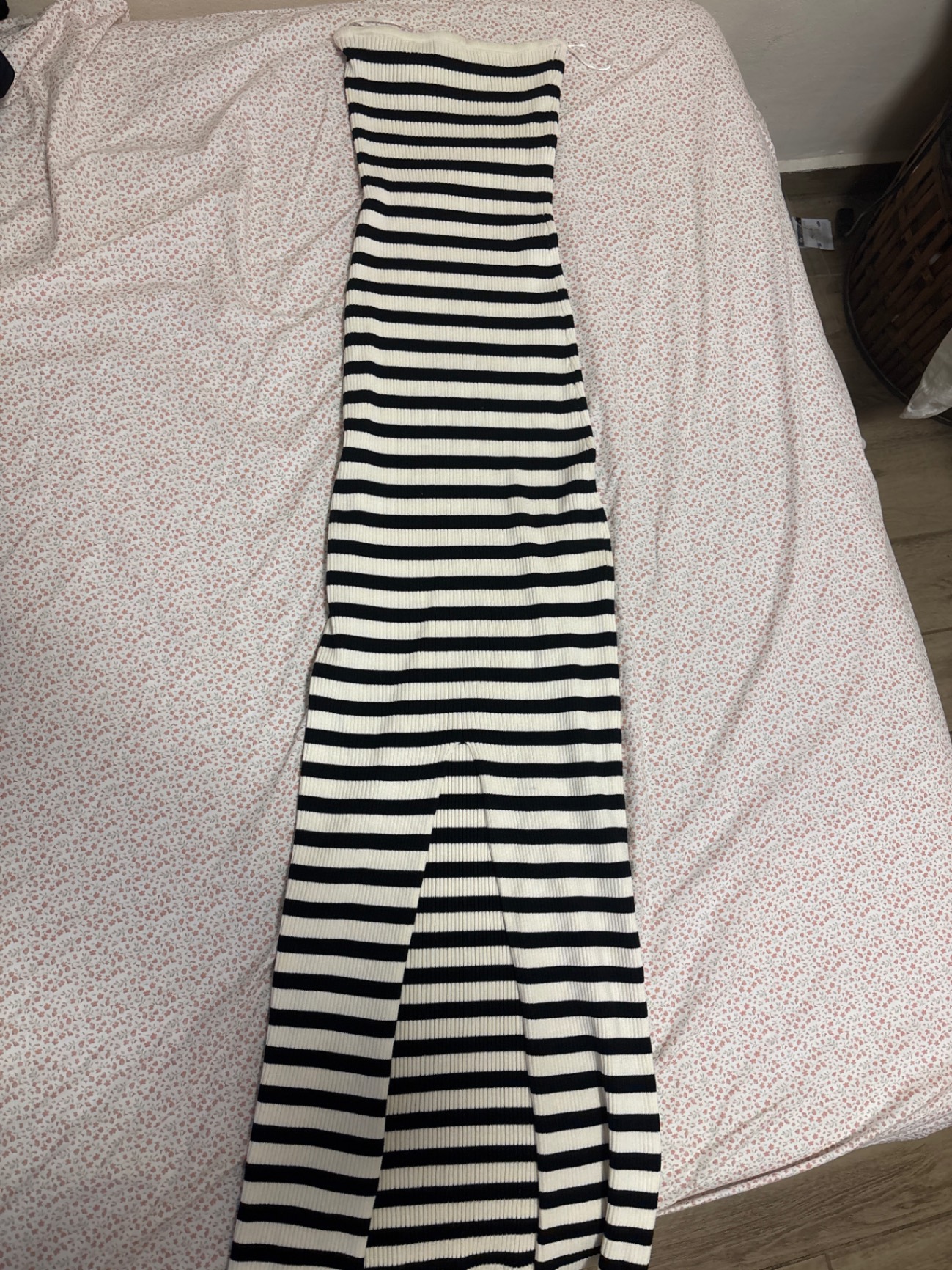 שמלת פסים מברשקה Bershka – ברשקה יד שנייה בנמיז - Nemyz
