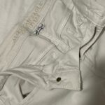 ג׳ינס לבן אמריקן איג American Eagle – אמריקן איגל יד שנייה בנמיז - Nemyz