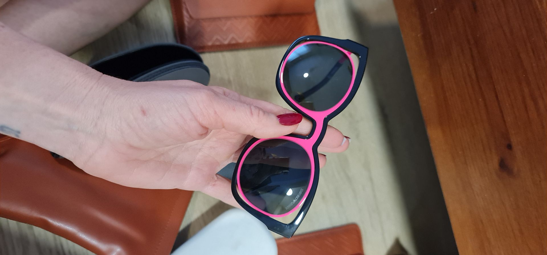 משקפי שמש ארמאני Emporio Armani - אמפוריו ארמני יד שנייה בנמיז - Nemyz