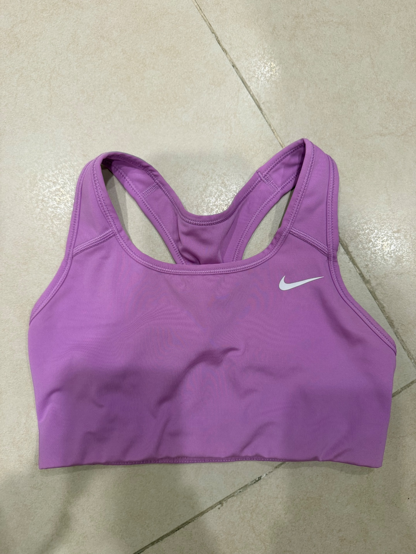 טופ נייק סגול מהמם Nike - נייקי יד שנייה בנמיז - Nemyz