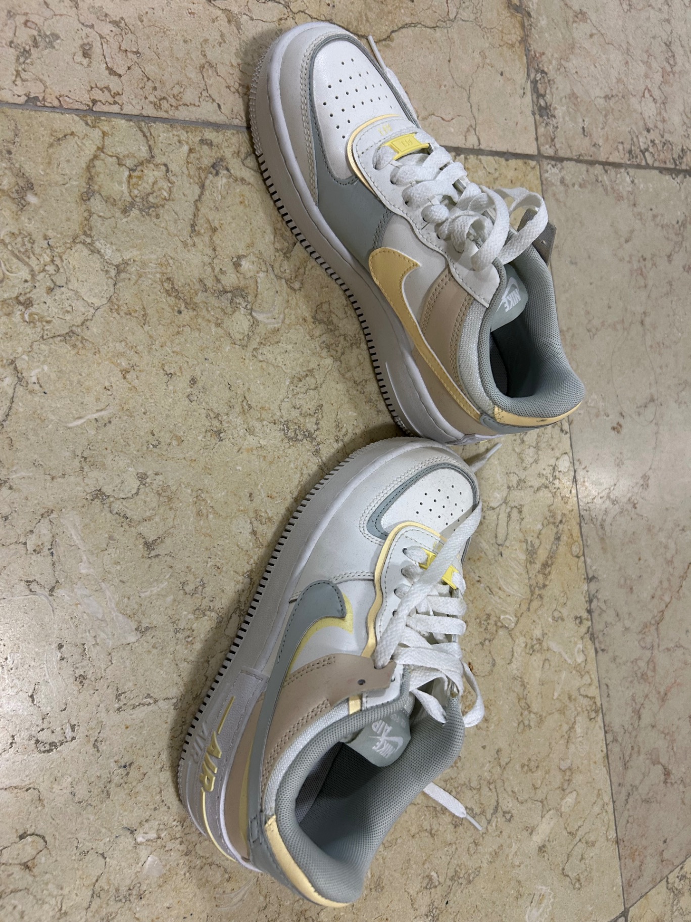 נעלי נייק Nike - נייקי יד שנייה בנמיז - Nemyz