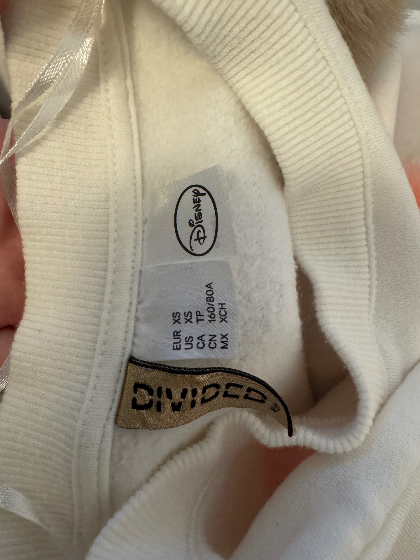 סוויטשירט מיקי h&m H&M - אייץ' אנד אם יד שנייה בנמיז - Nemyz