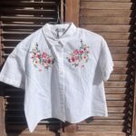 מכופתרת עם פרחים Bershka – ברשקה יד שנייה בנמיז - Nemyz