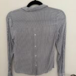חולצה מכופתרת ברשקה Bershka – ברשקה יד שנייה בנמיז - Nemyz