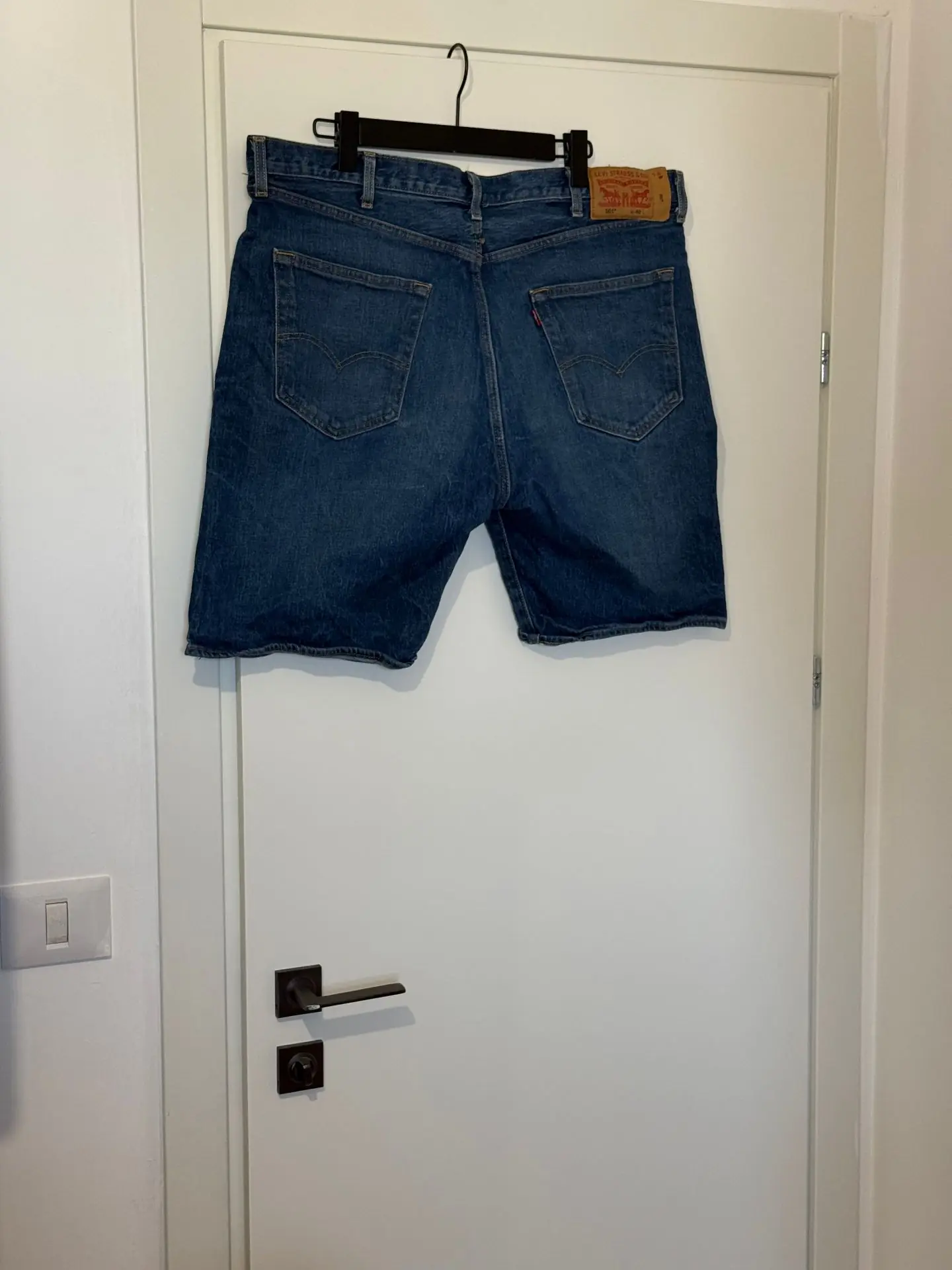 ג׳ורט ליוויס Levi's - ליווייס יד שנייה בנמיז - Nemyz