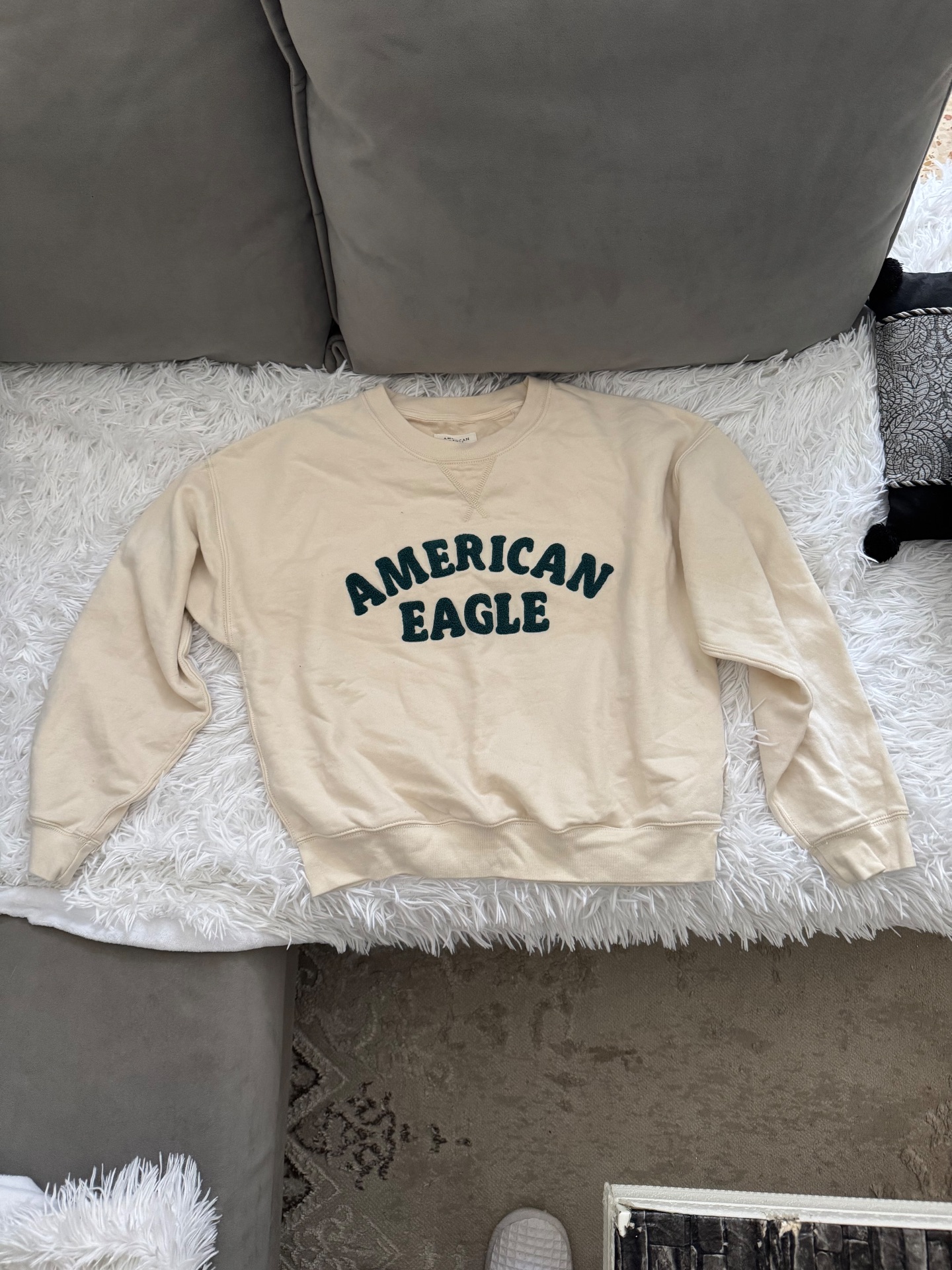 סווטשירט American Eagle – אמריקן איגל יד שנייה בנמיז - Nemyz