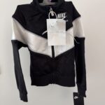 סווטשירט נייקי ילדים Nike - נייקי יד שנייה בנמיז - Nemyz