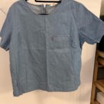 חולצת טי ליוויס Levi's - ליווייס יד שנייה בנמיז - Nemyz