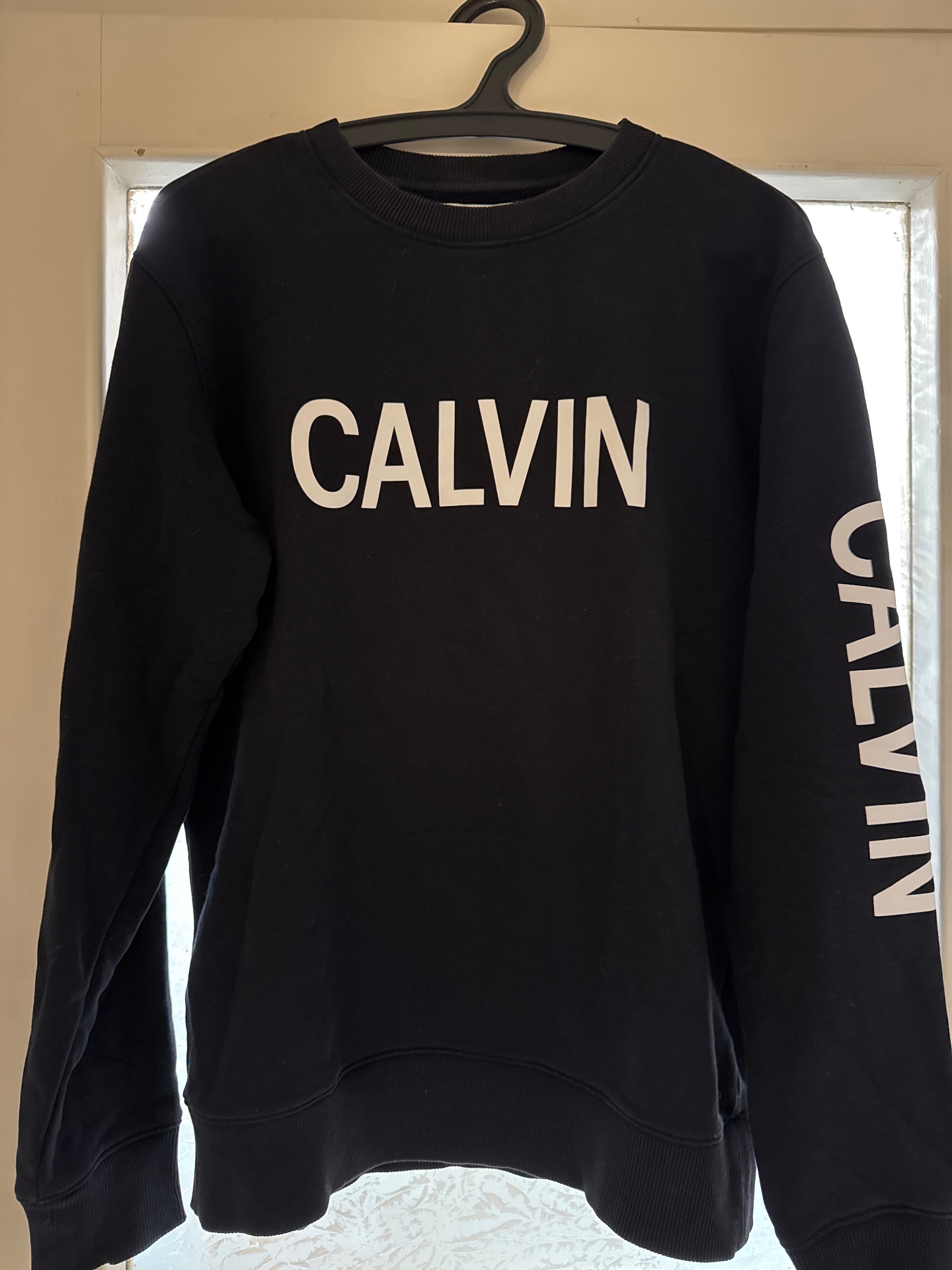 סווצ׳רט קלווין קליין Calvin Klein – קלווין קליין יד שנייה בנמיז - Nemyz