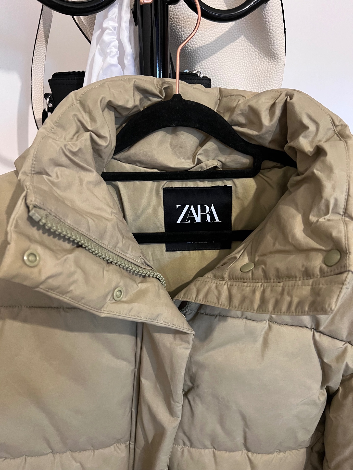 מעיל ירוק פאפי מזארה Zara - זארה יד שנייה בנמיז - Nemyz