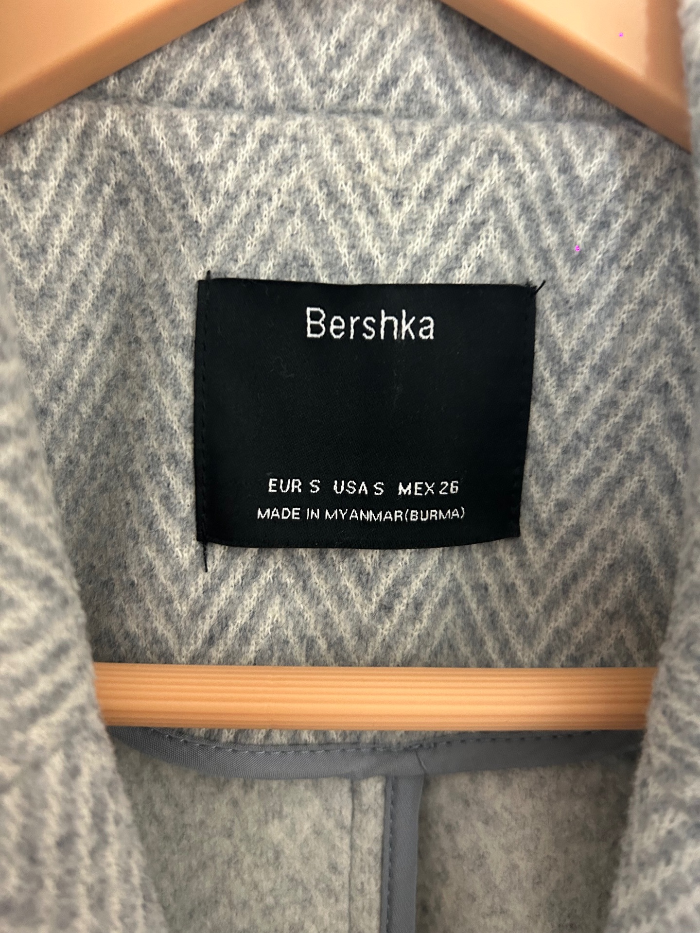 ג׳קט בלייזר עבה Bershka – ברשקה יד שנייה בנמיז - Nemyz