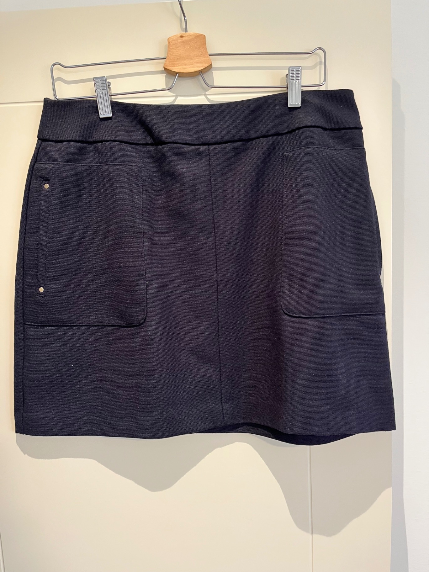 חצאית מיני נייבי H&M H&M - אייץ' אנד אם יד שנייה בנמיז - Nemyz