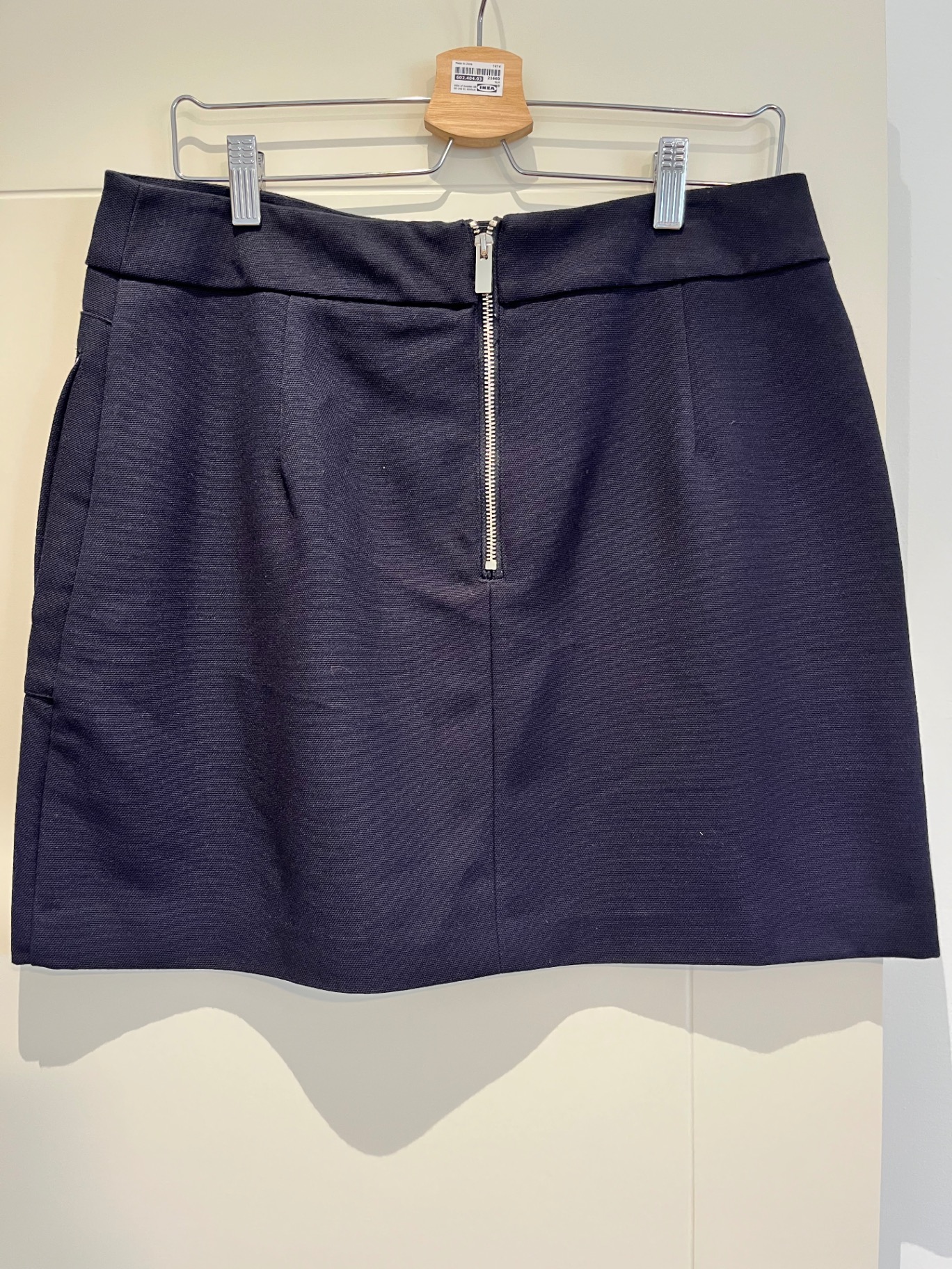 חצאית מיני נייבי H&M H&M - אייץ' אנד אם יד שנייה בנמיז - Nemyz