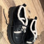 נעליי מוקסין בלק אנד ווייט קידס – Black & White Kids יד שנייה בנמיז - Nemyz