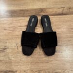 כפכפים עם עקבון Camden And Shoes יד שנייה בנמיז - Nemyz