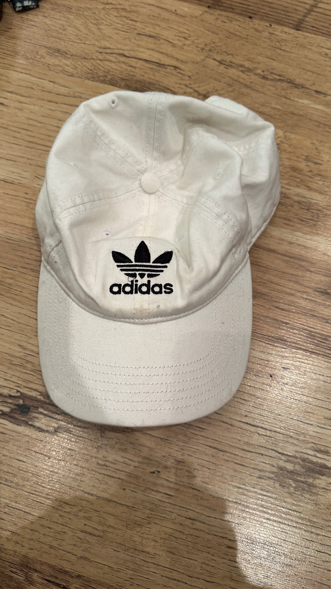 כובע אדידס Adidas – אדידס יד שנייה בנמיז - Nemyz