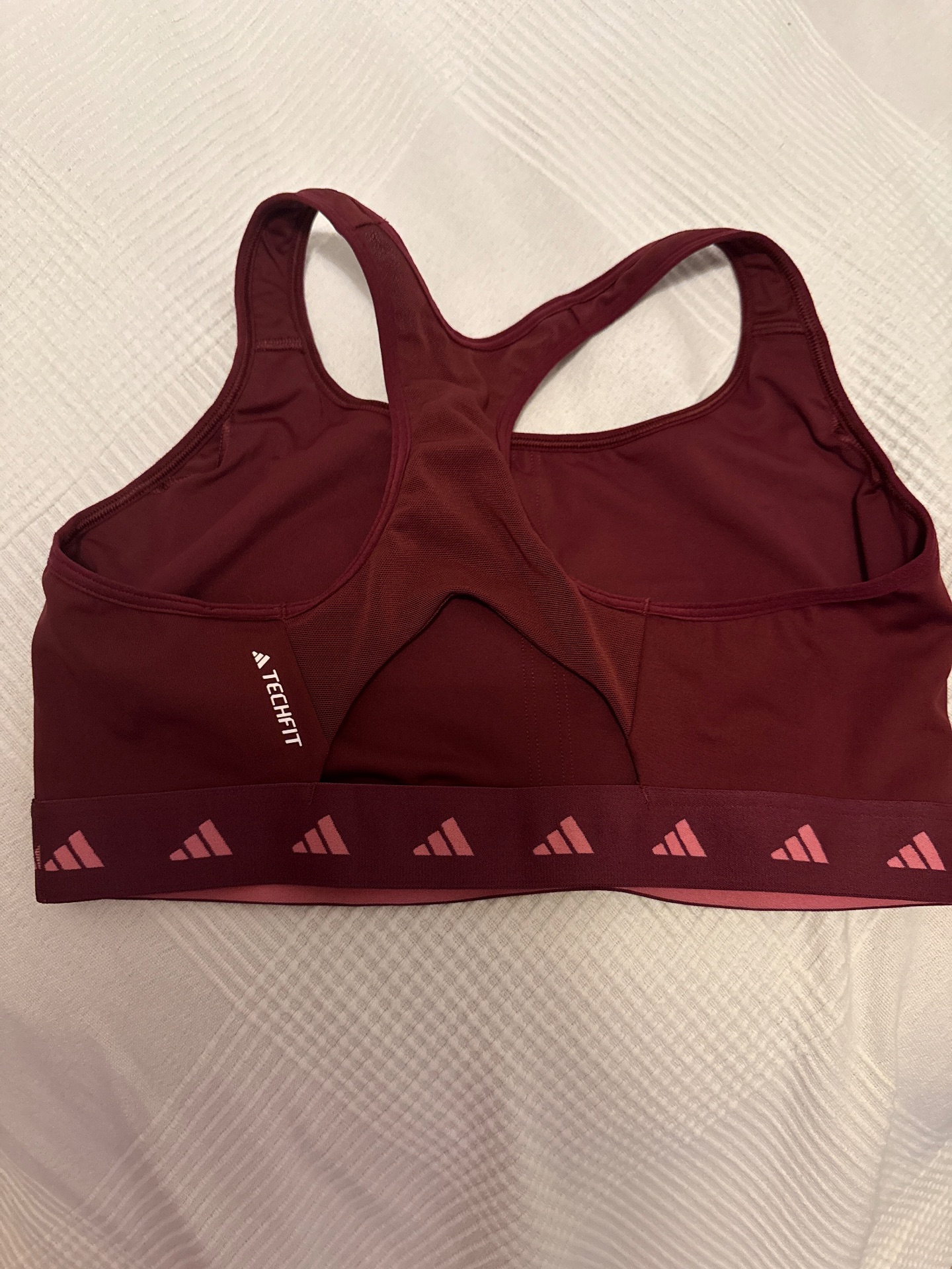 טופ אדידס Adidas – אדידס יד שנייה בנמיז - Nemyz
