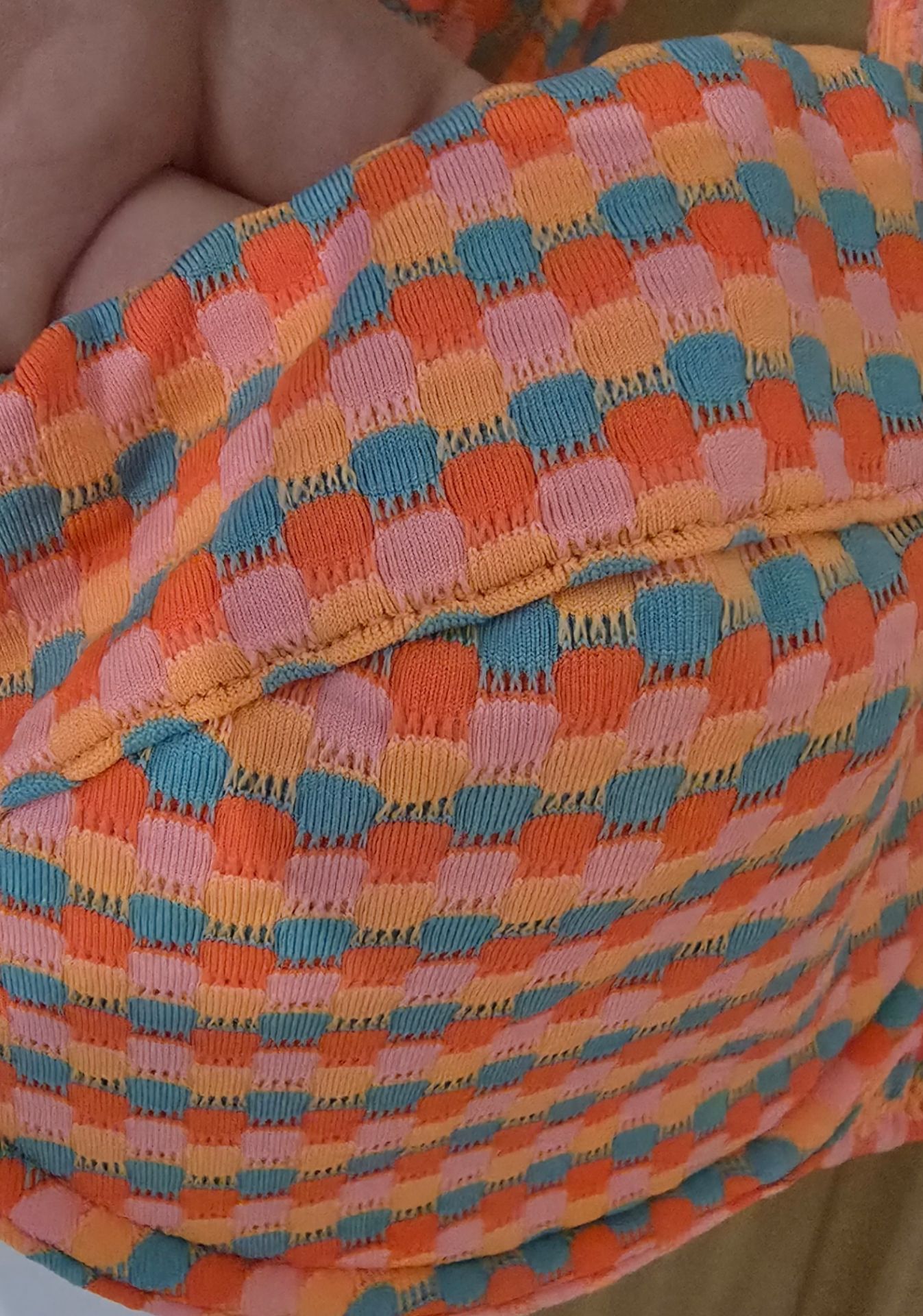 1000136153