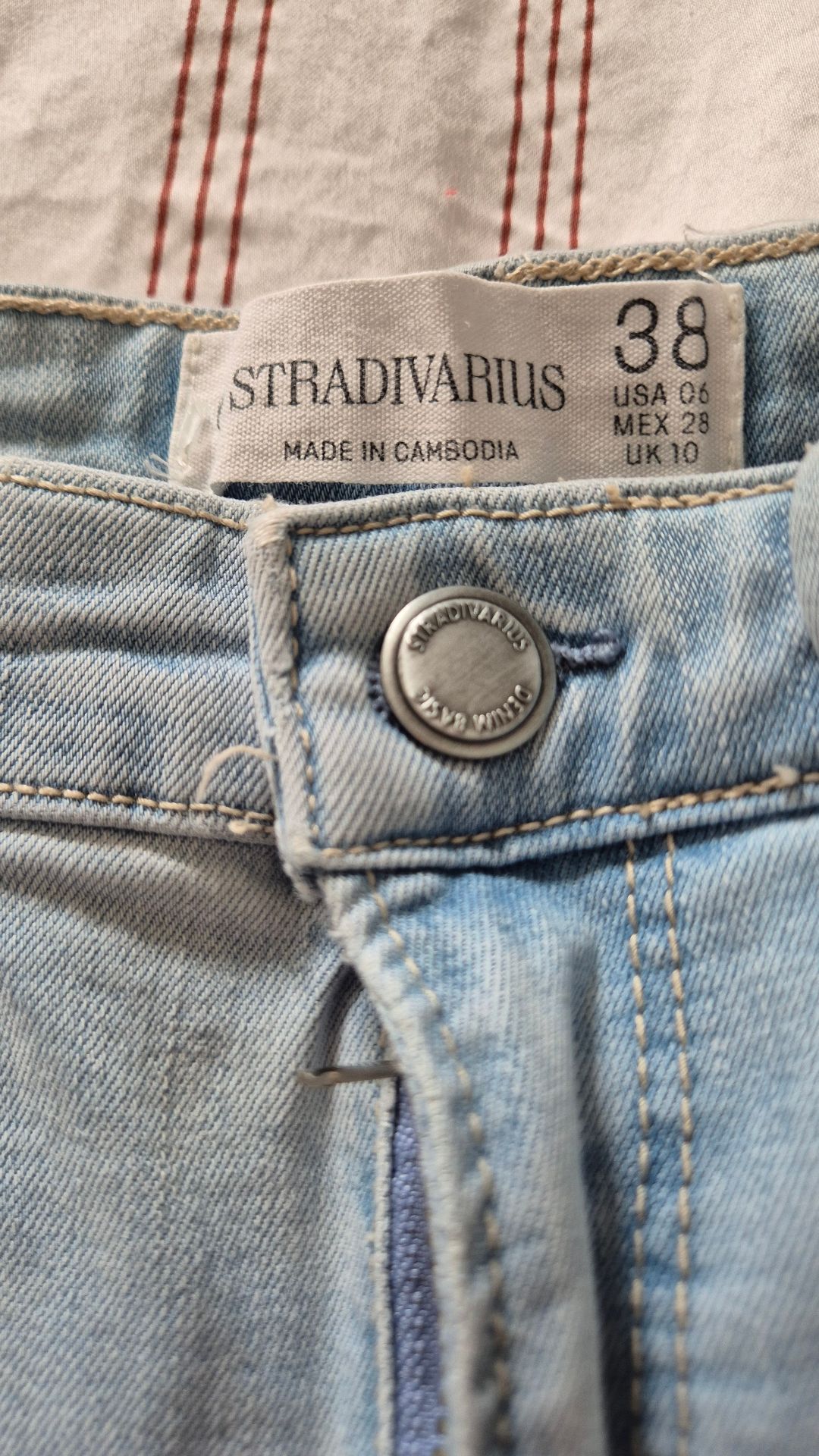 1000300743