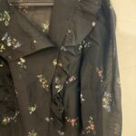חולצת שיפון פרחוניץ H&M - אייץ' אנד אם יד שנייה בנמיז - Nemyz