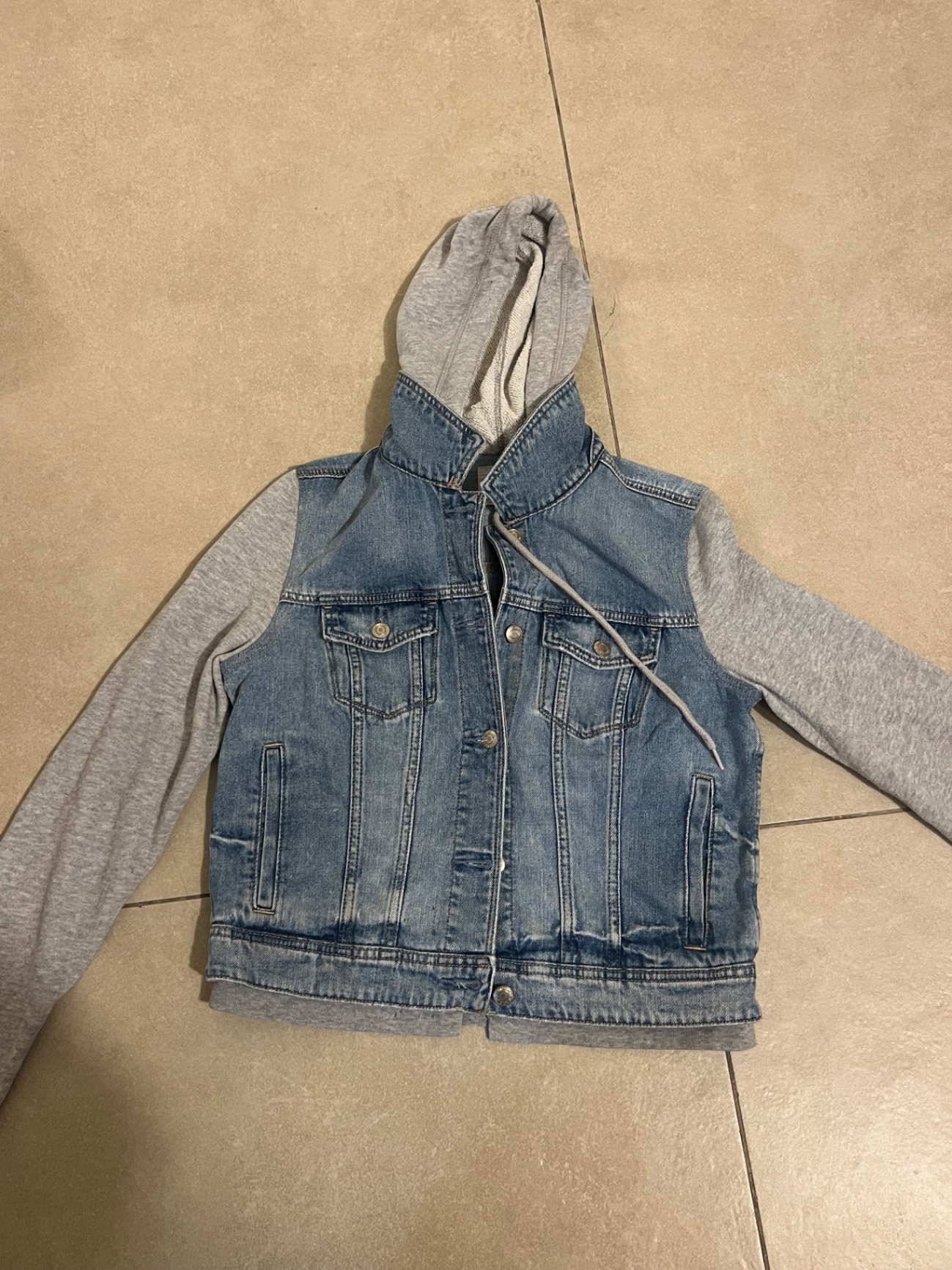ג׳קט ג׳ינס מושלם American Eagle – אמריקן איגל יד שנייה בנמיז - Nemyz