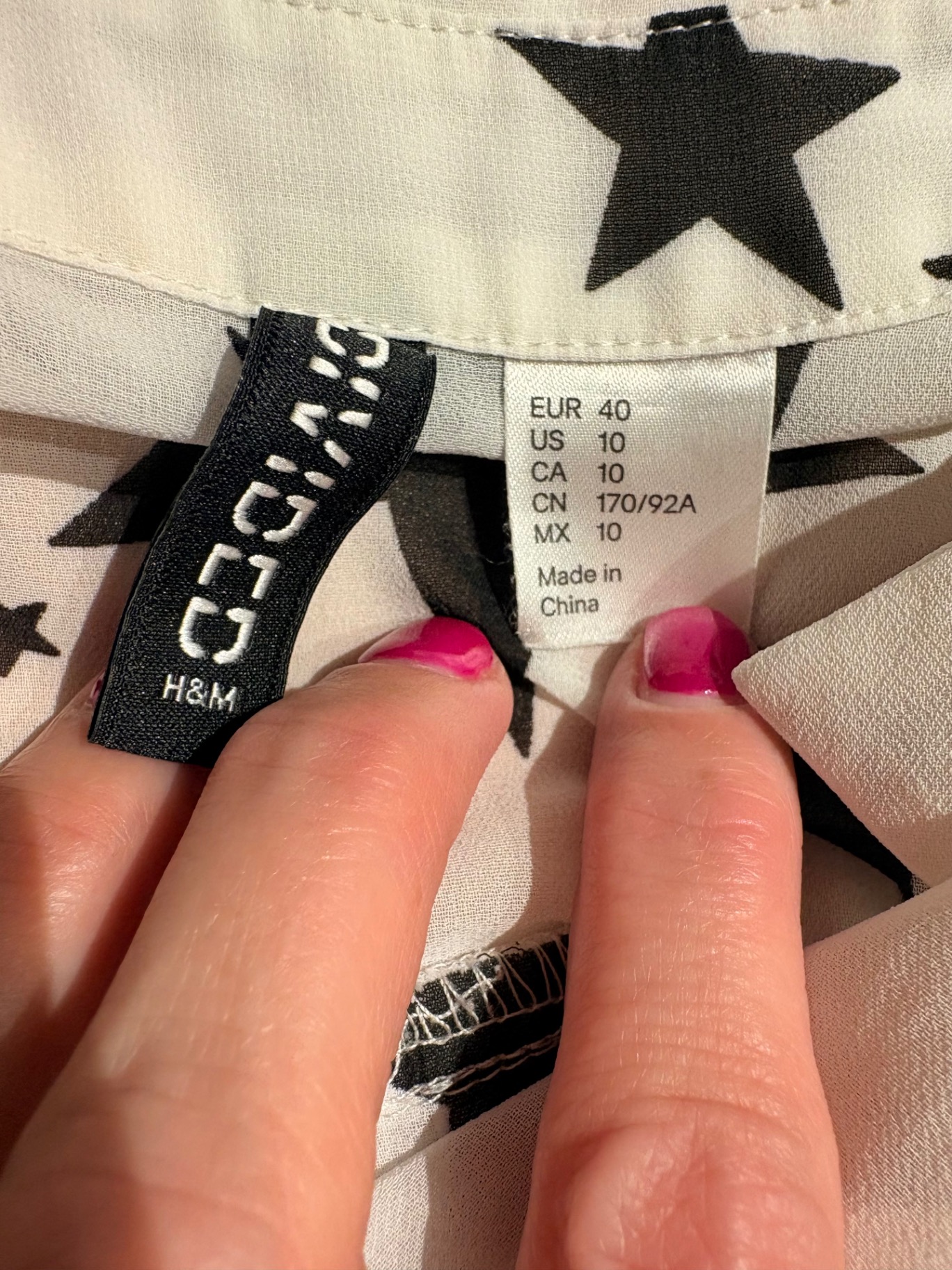 חולצה מכופתרת כוכבים H&M - אייץ' אנד אם יד שנייה בנמיז - Nemyz