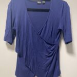 Flattering Wrap Tee אחר יד שנייה בנמיז - Nemyz