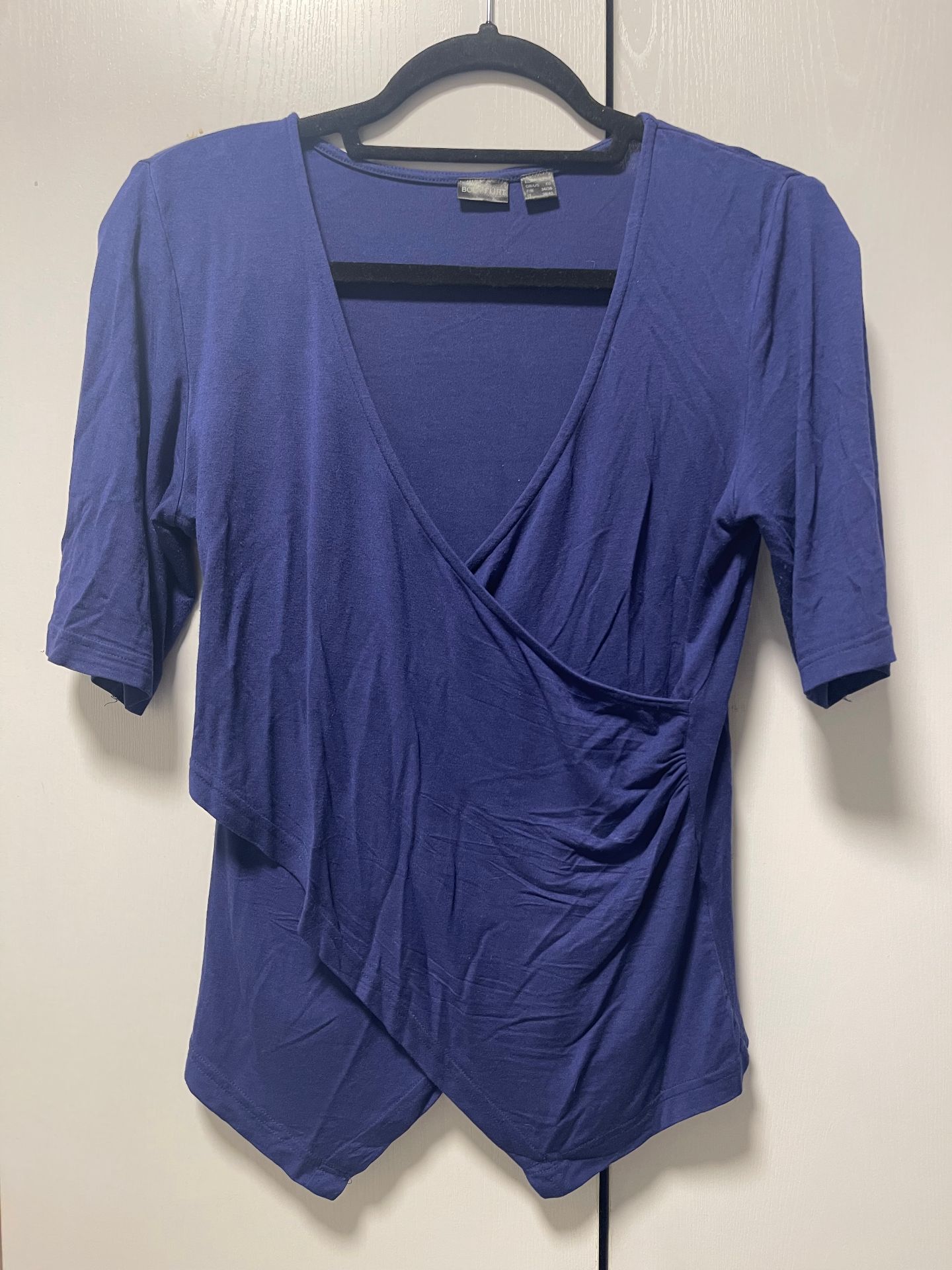 Flattering Wrap Tee אחר יד שנייה בנמיז - Nemyz